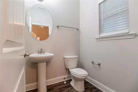 Bath - 72 Hidden Pines Cir, Pendergrass, GA 30567 photo 5 of 9