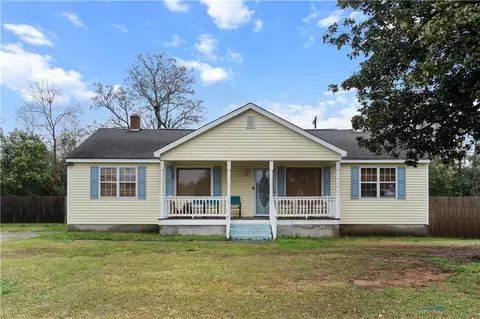 221 Greenway Dr, Warner Robins, GA 31088