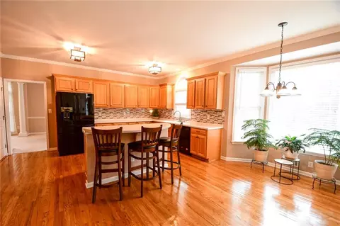 Kitchen - 100 Bennington Pass, Tyrone, GA 30290 photo 8 of 8
