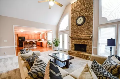 Living - 100 Bennington Pass, Tyrone, GA 30290 photo 4 of 8