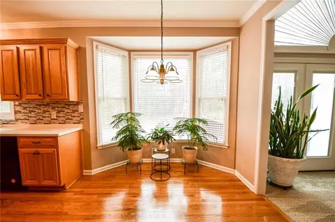 Dining - 100 Bennington Pass, Tyrone, GA 30290 photo 5 of 5