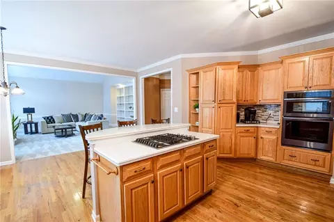Kitchen - 100 Bennington Pass, Tyrone, GA 30290 photo 3 of 8