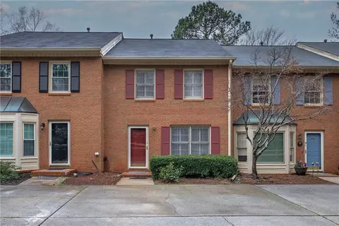 1993 Raleigh Tavern Dr, Roswell, GA 30076