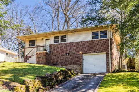 251 Chelsea Dr, Decatur, GA 30030