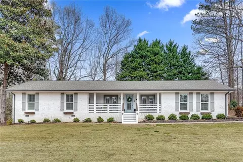 101 Jayne Ellen Way, Alpharetta, GA 30009