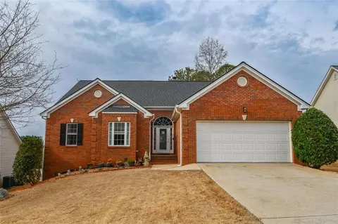 255 Red Bud Rd, Jefferson, GA 30549