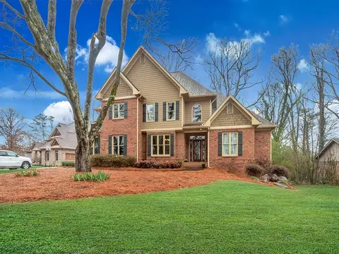 724 Old Tucker Rd, Stone Mountain, GA 30087