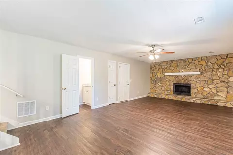 Living - 15 Jeriana Dr, Hampton, GA 30228 photo 7 of 8