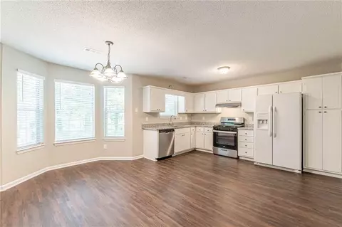 Kitchen - 15 Jeriana Dr, Hampton, GA 30228 photo 1 of 4