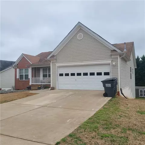 Exterior - 115 Champion Ln, Covington, GA 30016 photo 2 of 8