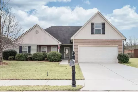 269 Stillwood Dr, Winder, GA 30680