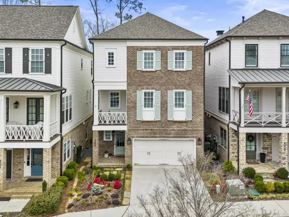 Exterior - 345 Rowes Cir, Alpharetta, GA 30009 photo 4 of 26