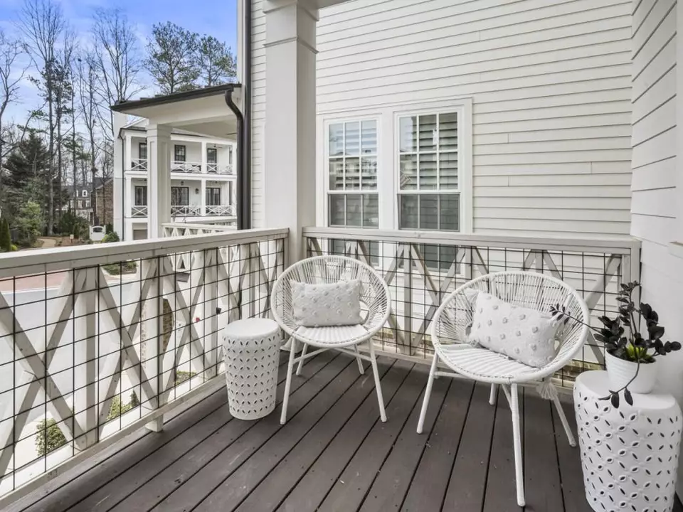 Exterior - 345 Rowes Cir, Alpharetta, GA 30009 photo 8 of 26
