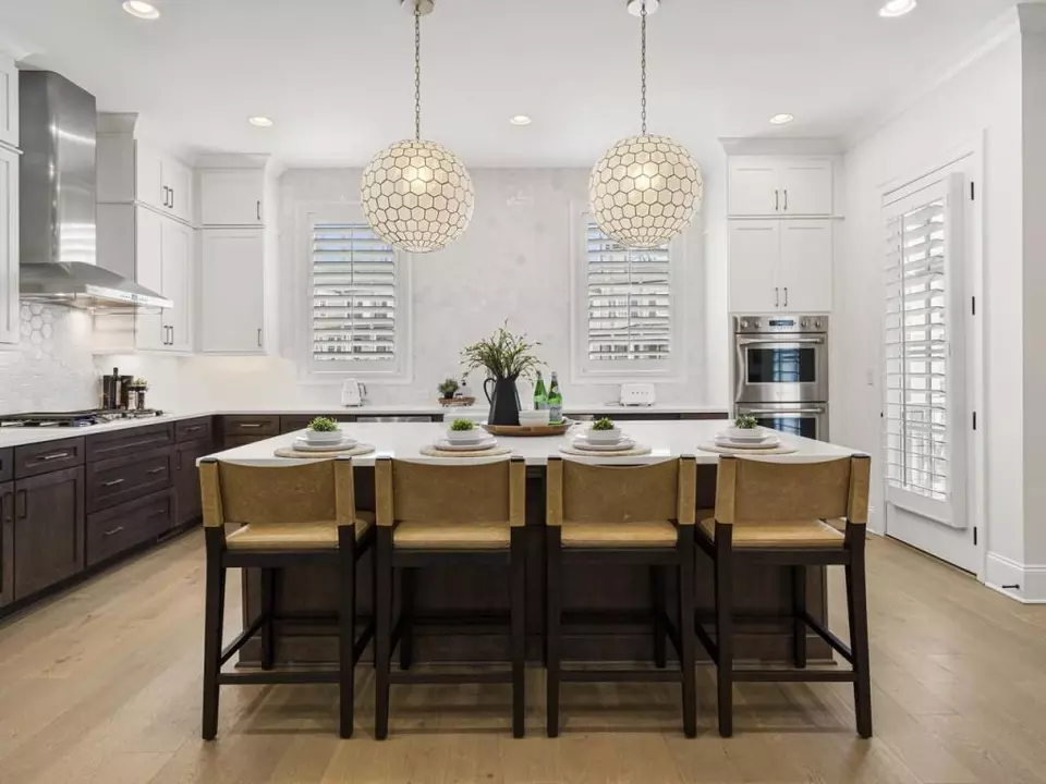 Kitchen - 345 Rowes Cir, Alpharetta, GA 30009 photo 2 of 5