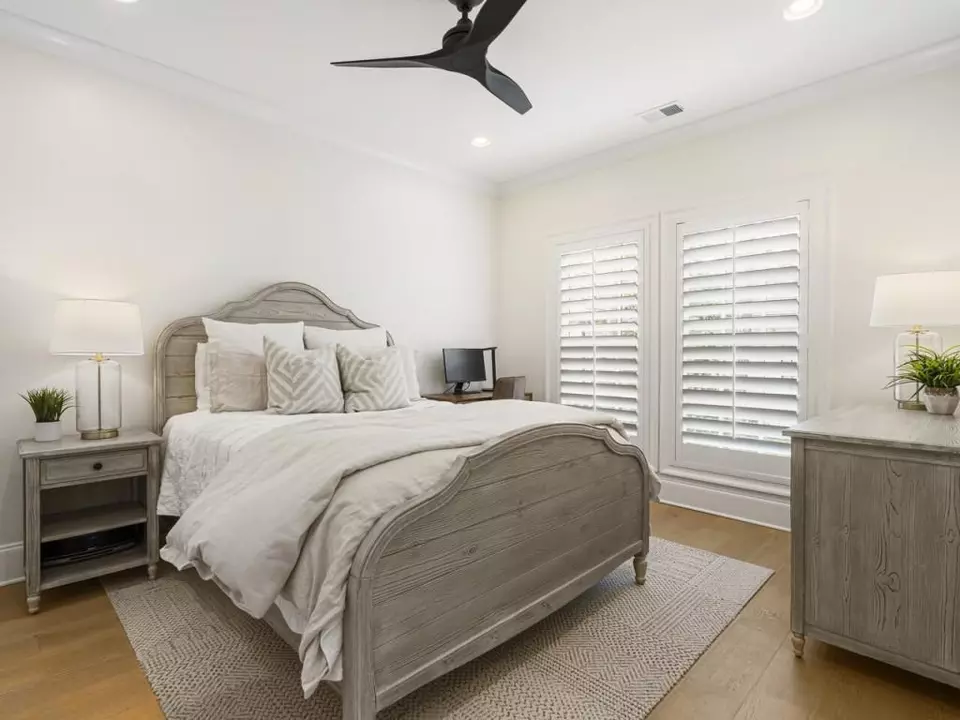 Bedroom - 345 Rowes Cir, Alpharetta, GA 30009 photo 4 of 5