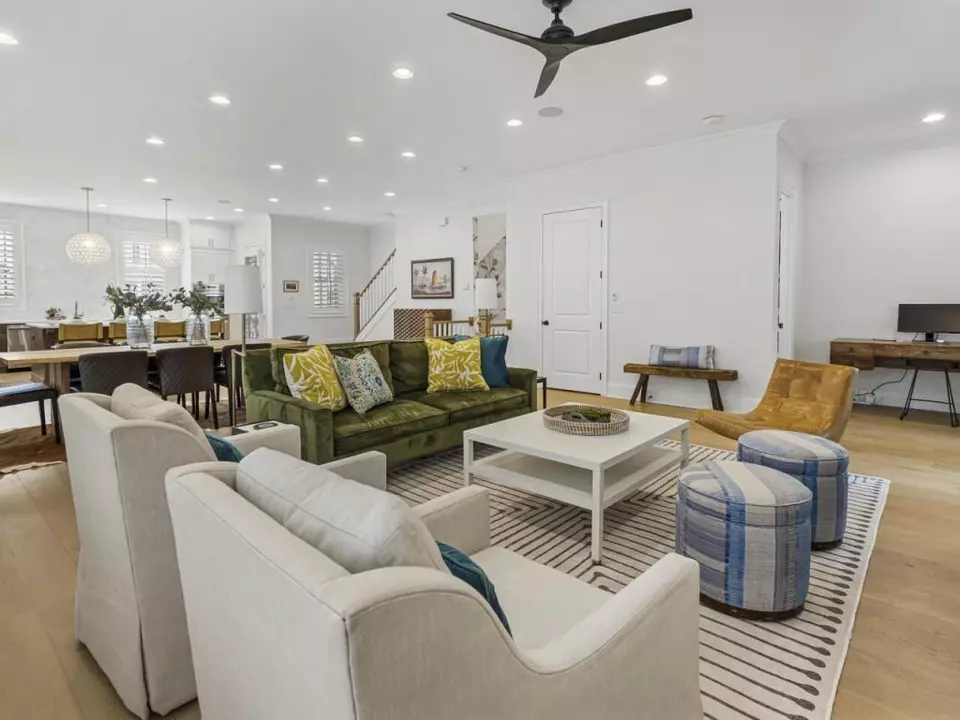 Living - 345 Rowes Cir, Alpharetta, GA 30009 photo 5 of 6