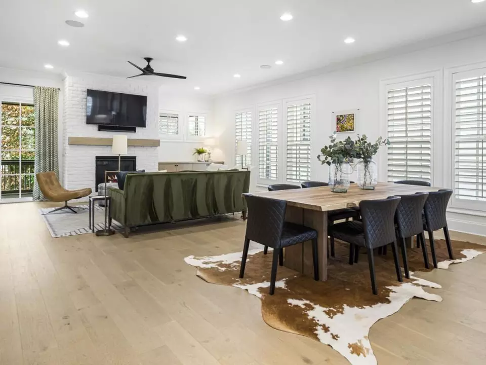 Dining - 345 Rowes Cir, Alpharetta, GA 30009 photo 1 of 4