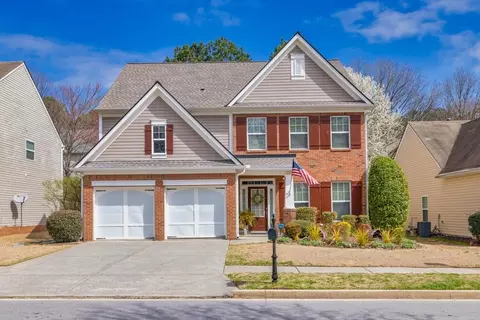 2451 Southhaven Ln, Buford, GA 30519