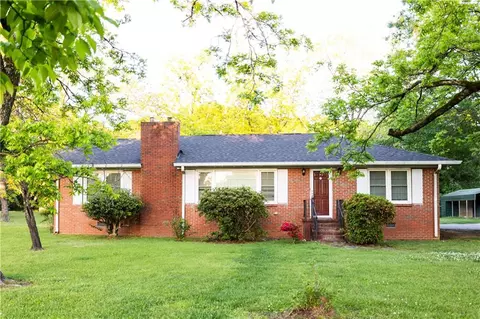 1200 N Cherokee Rd N, Social Circle, GA 30025