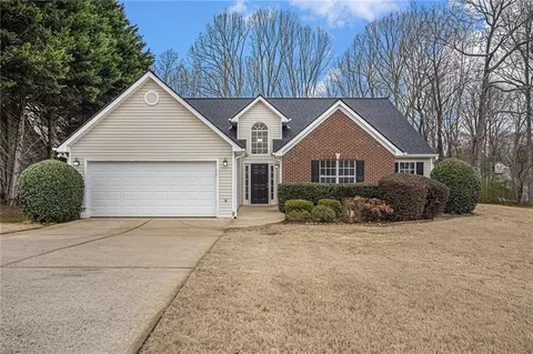 2225 Pemberton Pt, Buford, GA 30519