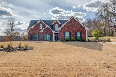 4713 Martins Crossing West Dr, Flowery Branch, GA 30542