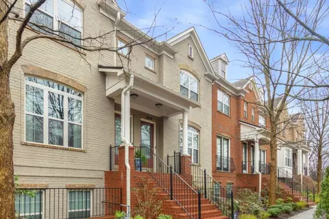 457 Alderwood St, Sandy Springs, GA 30328