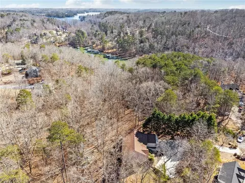 View/Area - 4635 Chestatee Pointe Pointe, Gainesville, GA 30506 photo 2 of 6