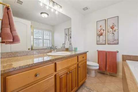 Bath - 4635 Chestatee Pointe Pointe, Gainesville, GA 30506 photo 1 of 4
