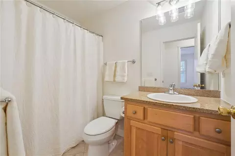 Bath - 4635 Chestatee Pointe Pointe, Gainesville, GA 30506 photo 3 of 4