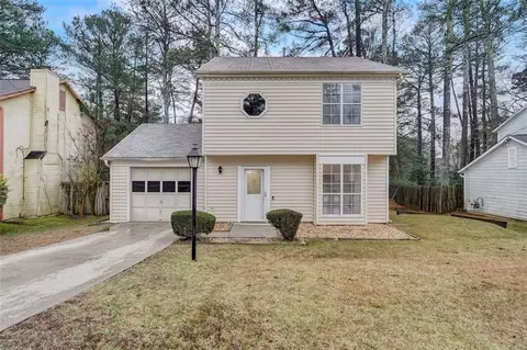 6176 Saint Charles Ct, Lithonia, GA 30058