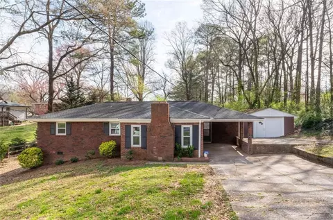 5393 Cris St SW, Mableton, GA 30126