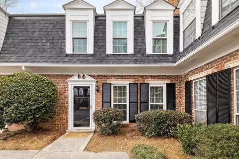 7 Palace Green Pl NW, Atlanta, GA 30318