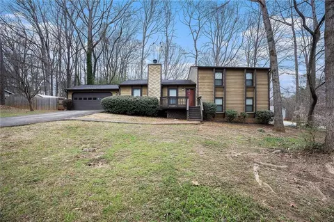 675 Ludlow Ln, Lawrenceville, GA 30044