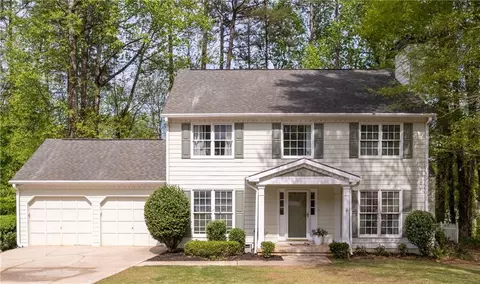 6 Quail Run Dr, Newnan, GA 30265