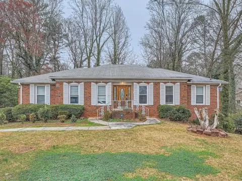 3646 Rainbow Dr, Decatur, GA 30034