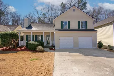 2616 Lake Park Bnd, Acworth, GA 30101