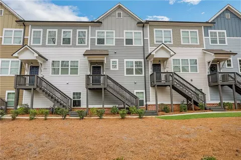 3759 Oxford Cir, Doraville, GA 30340