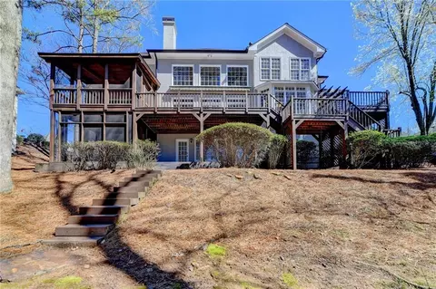 Exterior - 412 Colonsay Ct, Duluth, GA 30097 photo 7 of 14
