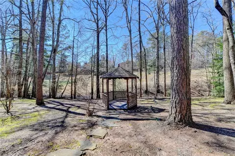 View/Area - 412 Colonsay Ct, Duluth, GA 30097 photo 1 of 13