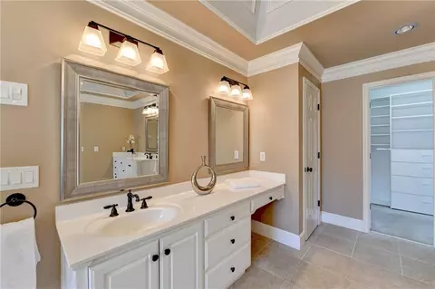 Bath - 412 Colonsay Ct, Duluth, GA 30097 photo 6 of 10