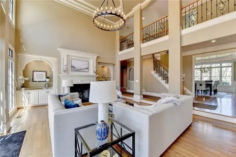 Living - 412 Colonsay Ct, Duluth, GA 30097 photo 7 of 22