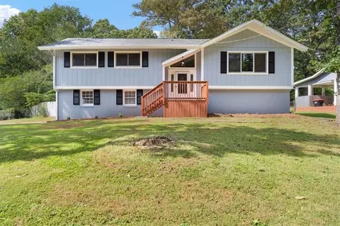 3726 Sherwood Dr, Douglasville, GA 30135