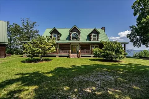 2012 Brow Rd, Trenton, GA 30752