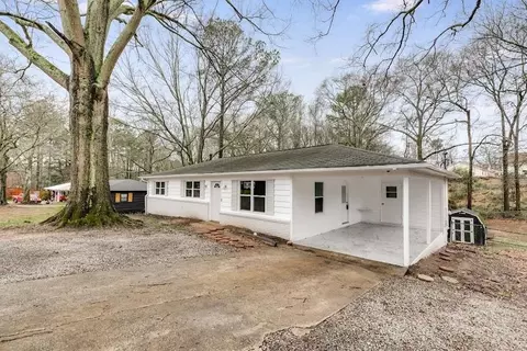 236 Church St, Bremen, GA 30110