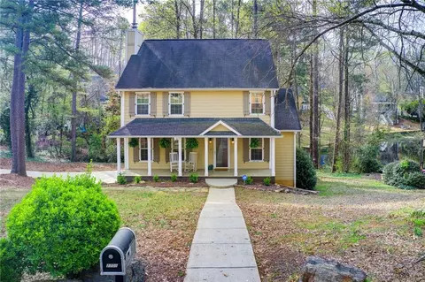 2701 Zachary Lake Dr SW, Marietta, GA 30064