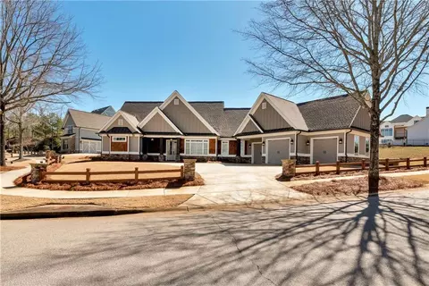 6724 Horse Shoe Cir, Gainesville, GA 30506