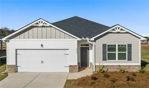 226 Champlain Rd, Hoschton, GA 30548
