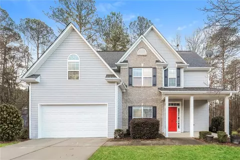 220 Miracle Ln, Fayetteville, GA 30215