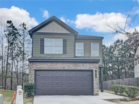 4518 Ravenwood Dr, Union City, GA 30291