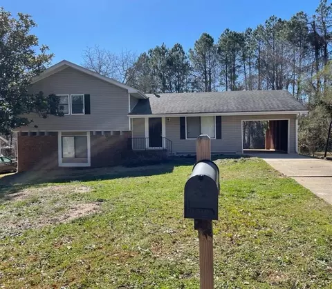 36 Old Post Rd, Jonesboro, GA 30238